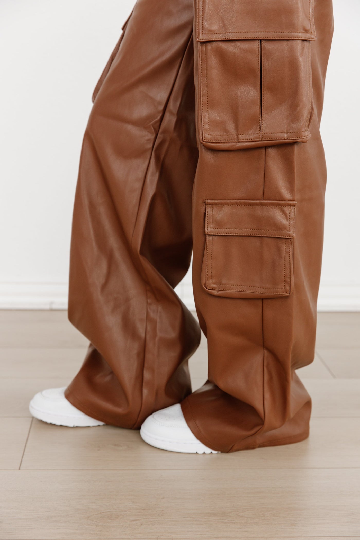 SWEET & SLEEK WIDE-LEG CARGOS