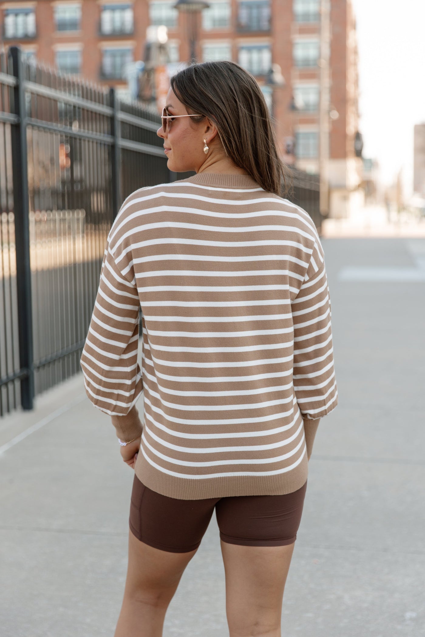 ALL THE THINGS BIKER SHORTS IN BROWN