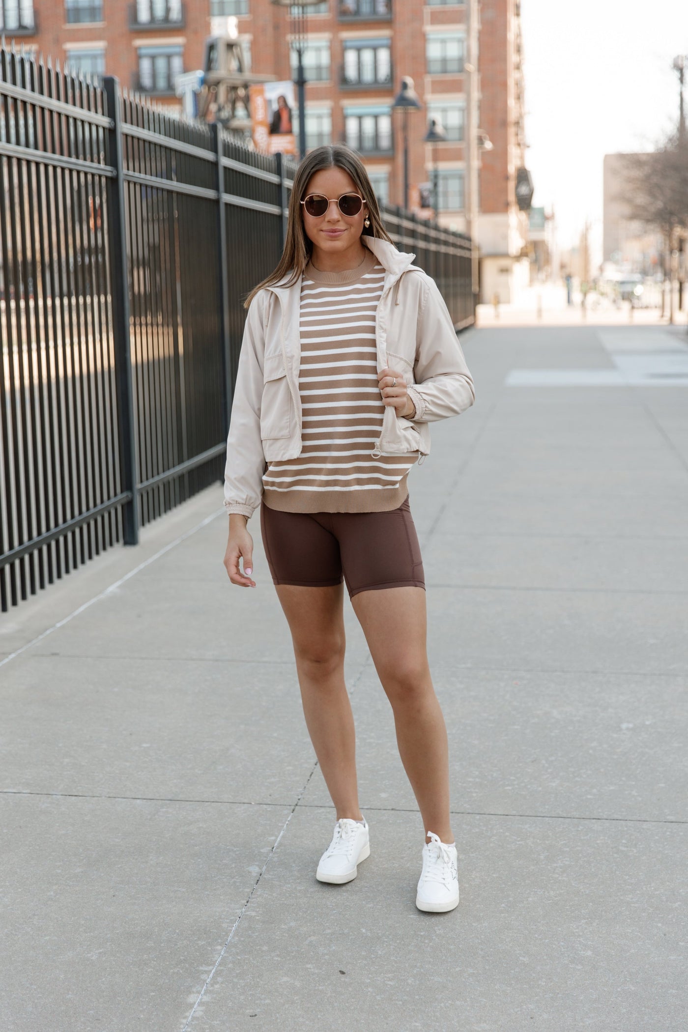 ALL THE THINGS BIKER SHORTS IN BROWN