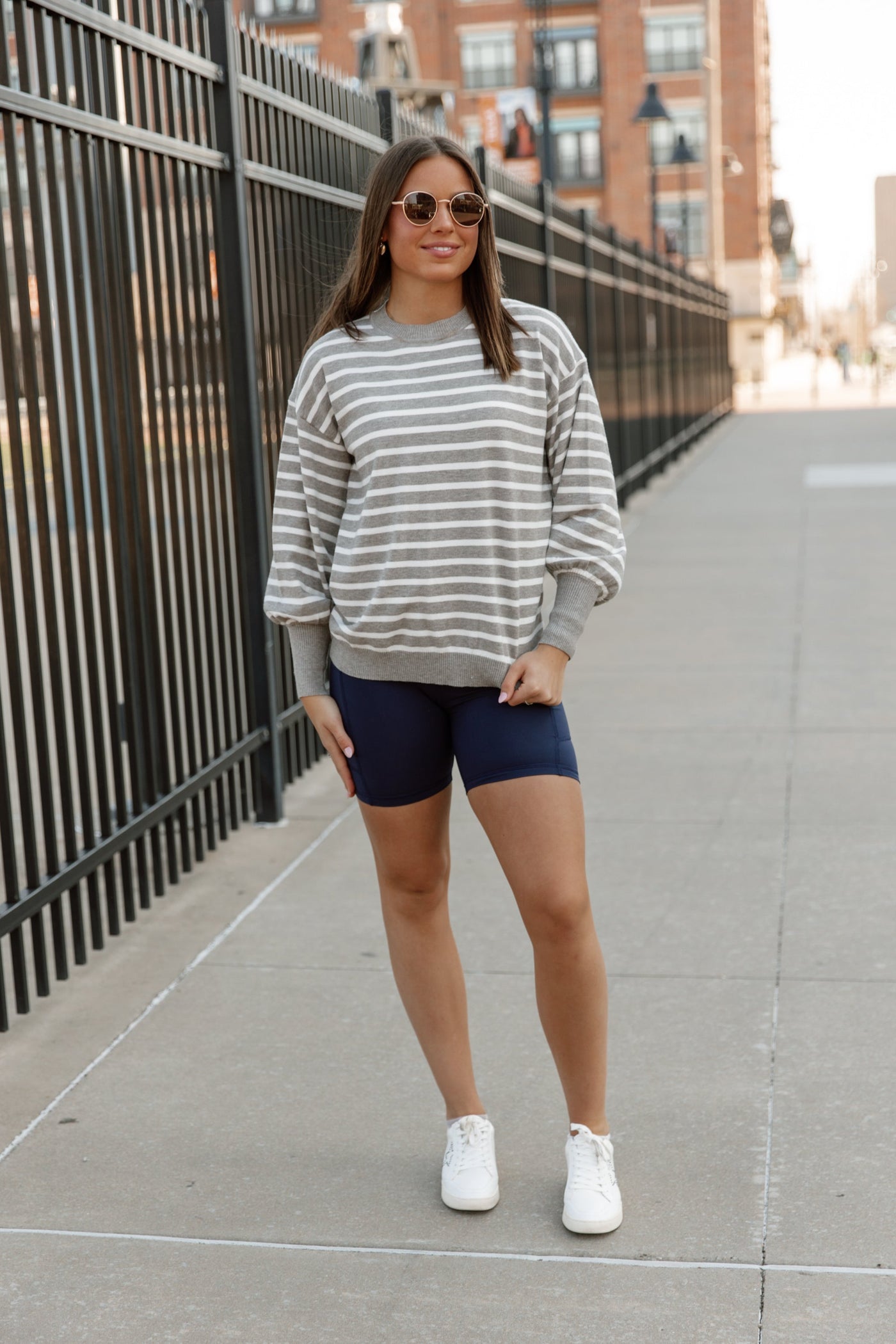 ALL THE THINGS BIKER SHORTS IN NAVY