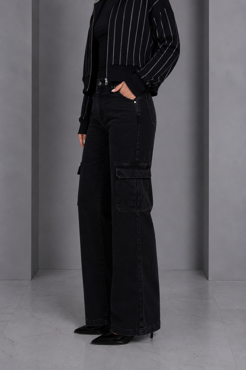 EMALI HIGH RISE WIDE LEG CARGO JEANS