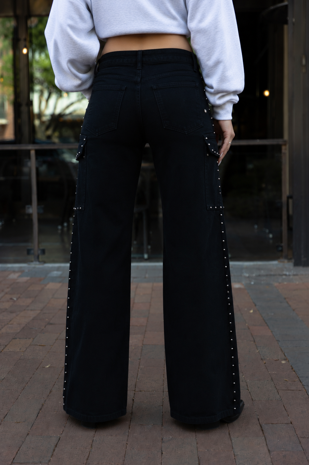 GET IN LINE STUDDED CARGO JEANS