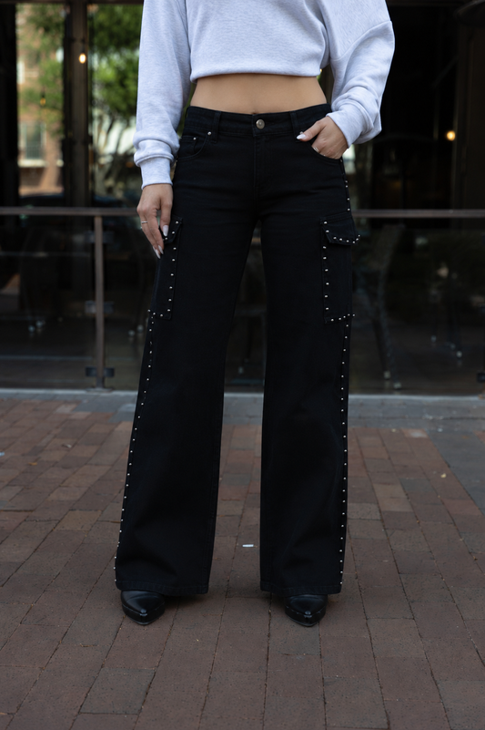 GET IN LINE STUDDED CARGO JEANS